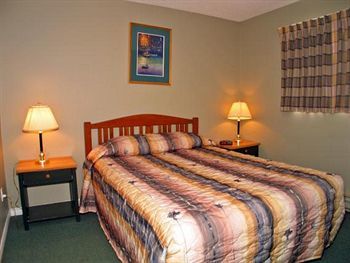 North Pointe Inn And Suites Kelowna Exteriör bild
